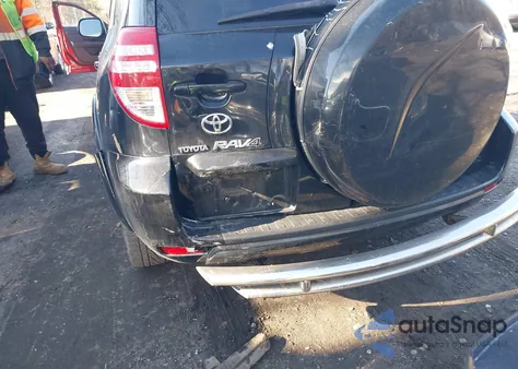 2009 Toyota Rav4 Sport z USA, uszkodzony, nr VIN JTMBF32V19D008244